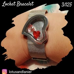 Floating Heart Bracelet w/ 2 Charms 3/$25